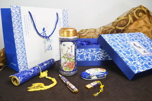 中國夢創意禮品 青花瓷筆筒三件套裝，房地產開盤禮贈佳品